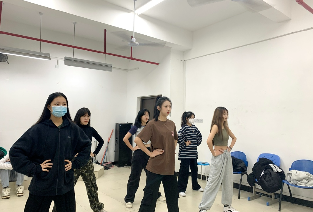 微信图片_20221117125444.png 微信图片_20221117125444.png