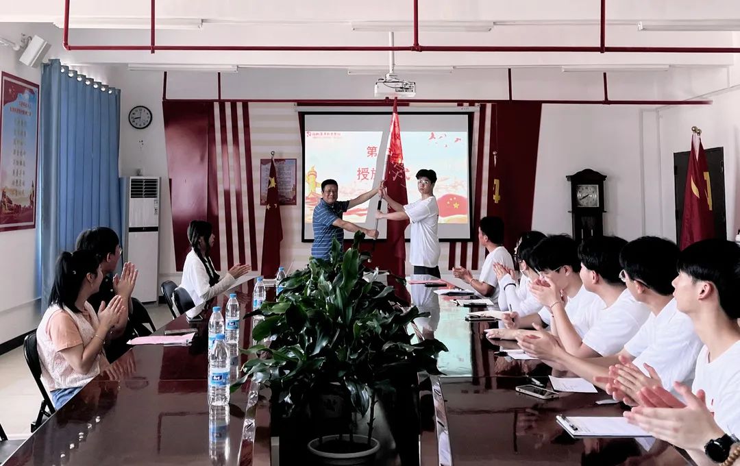 微信图片_20220924130812.jpg 微信图片_20220924130812.jpg