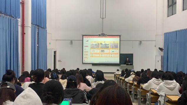 洪 洪