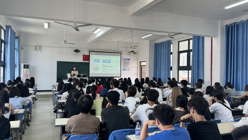 3.商务英语.jpg 3.商务英语.jpg
