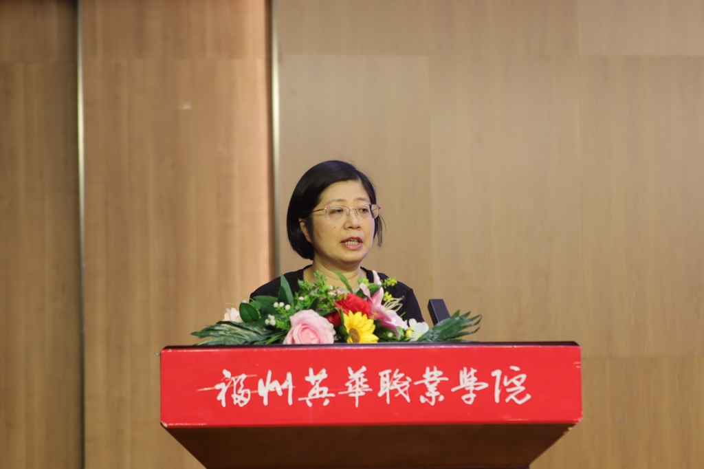 董事长讲话.jpg 董事长讲话.jpg